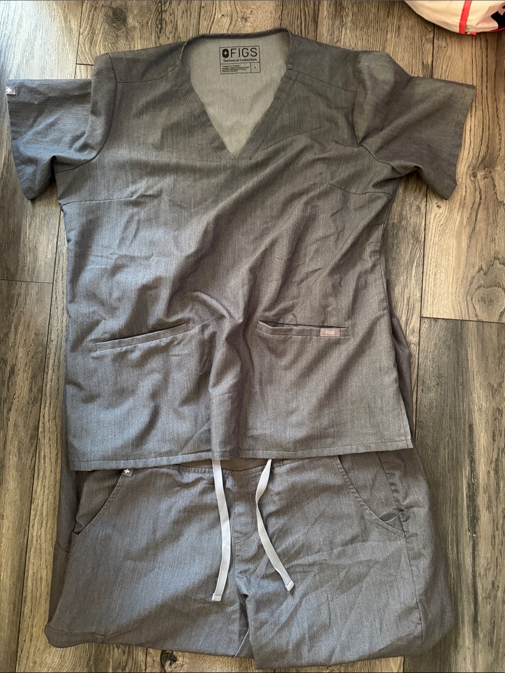 Figs Gray V-Neck Scrub Top & Drawstring Pants